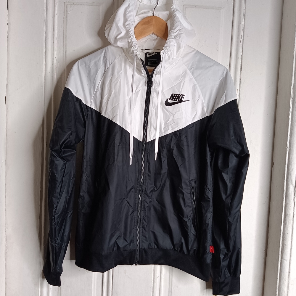 Nike Black and White Chevron Performance Jacket